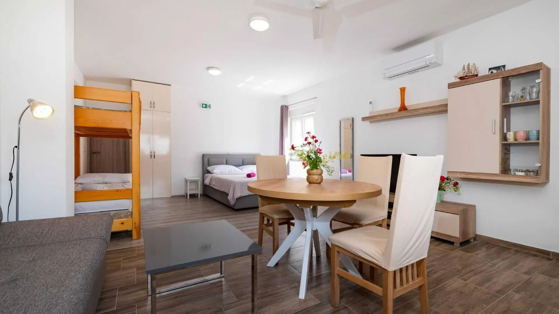 My Dalmatia - Studio Apartment Blagdan With Private Parking Zadar